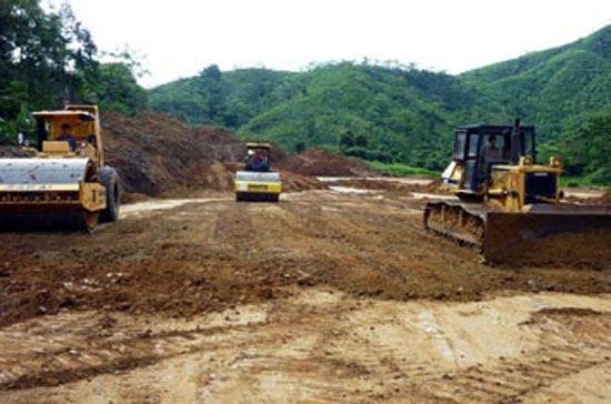 Link Trang Chủ PG88.Com Mới #2026 đường cao tốc Nội Bài - Lào Cai chậm tiến độ vì vướng giải phóng mặt bằng.