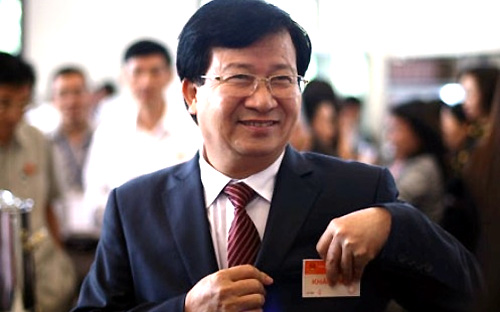 Một năm của các bộ trưởng: 2013 sóng gió của ông Trịnh Đình Dũng