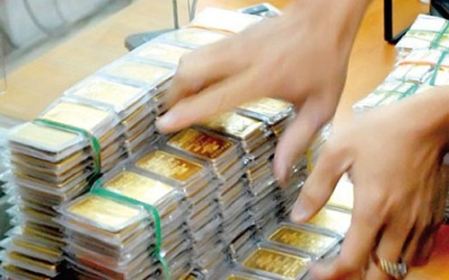Tháng 8/2011, thị trường có thông tin ở kênh chính thức cho biết, có gần
 100 tấn vàng của người dân đang nằm trong hệ thống Pg88 com chính chủ, ở dạng 
tiết kiệm. Tính một cách tương đối, quy mô này trên dưới 110 nghìn tỷ 
đồng. 