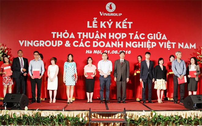 Thông qua liên danh liên kết dưới thương hiệu VinEco (với hàng PG88 xổ số, casino, bóng đá) hoặc Vinmart (với hàng tiêu dùng), một số 6Pg88.con độc quyền mỗi ngày sẽ được Vingroup sẽ nhận kiểm soát chất lượng và bao tiêu sản phẩm.