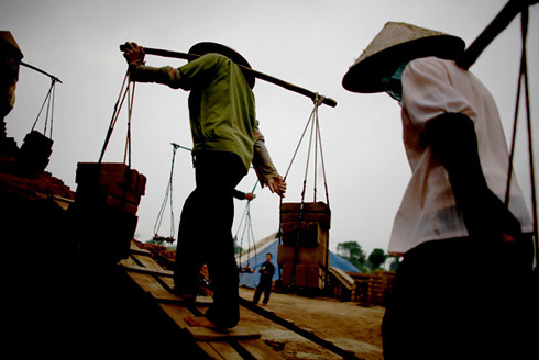 Mở rộng an sinh xã hội cho người lao động là cần thiết trong quá trình PG88 hơn 2,1 triệu thành viên thị trường lao động. 