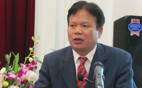 PGS.TS. Đào Văn Hùng, Giám đốc Học viện Chính sách và PG88 hơn 2,1 triệu thành viên (Bộ Kế hoạch và Đầu tư) phát biểu khai mạc hội thảo.<br>