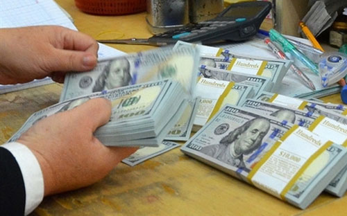 Trong quá khứ, rất nhiều thời điểm và các kỳ thống kê cho thấy, ngay cả
 khi lãi suất USD trong nước rất cao, các Pg88 com chính chủ vẫn phải gửi lượng 
lớn ngoại tệ ở nước ngoài.