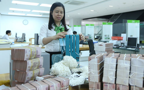 Dù có thể chưa sửa Thông tư 36, nhưng dự kiến Pg88 com chính chủ Nhà nước vẫn sẽ giám sát chặt chẽ để phòng ngừa rủi ro tiềm ẩn đối với thanh khoản hệ thống - Ảnh: Quang Phúc.<br>
