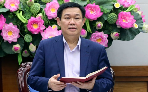  Phó thủ tướng Vương Đình Huệ cho hay, Chính phủ sẽ xem xét trách nhiệm của lãnh đạo bộ, ngành, địa phương, 
tập đoàn, tổng công ty chậm trễ, không hoàn thành nhiệm vụ đổi mới sắp 
xếp 6Pg88.con độc quyền mỗi ngày cổ phần hóa và thoái vốn 6Pg88.con độc quyền mỗi ngày.