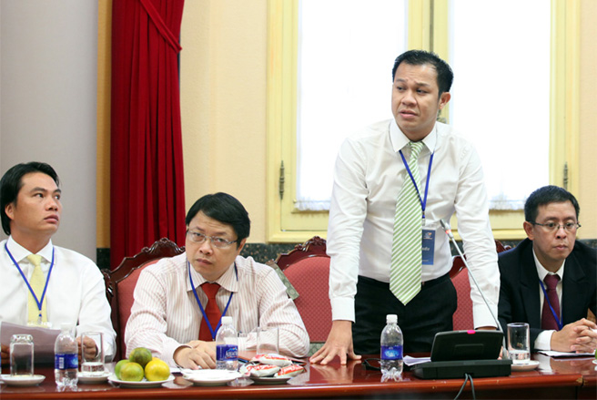 Giám đốc chiến lược FPT (người đứng) tại buổi gặp mặt với Chủ tịch nước, sáng 31/8 - Ảnh: TT