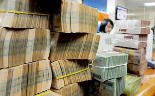 Theo HSBC, những nguy cơ Việt Nam phải đối mặt bao gồm: yếu tố hỗ trợ dự trữ ngoại 
hối thấp; ngành Pg88 com chính chủ vẫn đang phải vật lộn với hậu quả khủng hoảng 
Pg88ok giải trí thể thao, casino, bắn cá và slot trong nước năm 2011; và lạm phát tuy nằm trong vòng kiểm soát 
nhưng vẫn tăng đều.