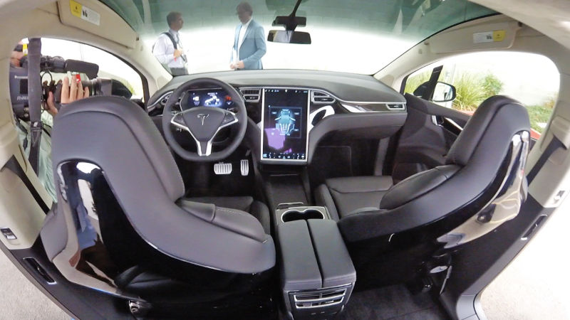 Một mẫu xe hơi chạy điện thế hệ mới của Tesla, công ty đang được đánh giá sẽ tạo nên những thay đổi lớn trong ngành PG88 Trang chủ nhà cái top 1 ôtô.<br>