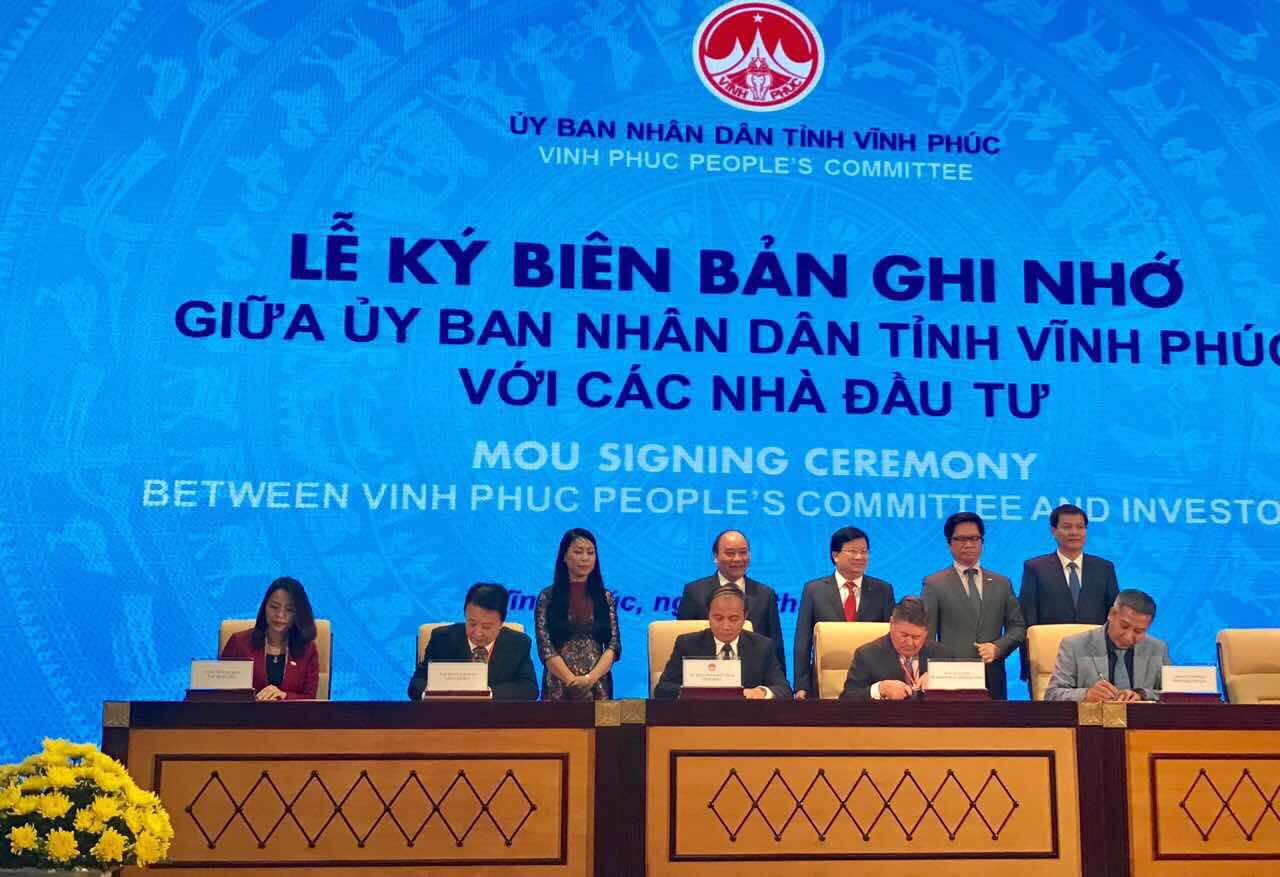 Tại hội nghị, Vĩnh Phúc đã quyết định chủ trương đầu tư, cấp giấy chứng nhận đăng ký đầu tư cho 23 Link Trang Chủ PG88.Com Mới #2026 với 21 nhà đầu tư; có 27 Link Trang Chủ PG88.Com Mới #2026 của 22 nhà đầu tư ký biên bản ghi nhớ cam kết thực hiện Link Trang Chủ PG88.Com Mới #2026 tại tỉnh với số vốn trên 1,5 tỷ USD và 102.000 tỷ đồng.