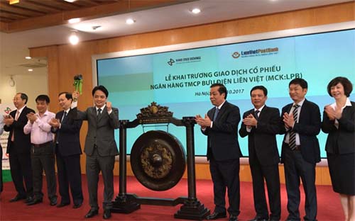 Trong phiên đầu tiên trên UPCoM, Pg88vnd dành cho Android và iOS tại Việt Nam LPB dẫn đầu về quy mô giao dịch với gần 7,3 triệu Pg88vnd dành cho Android và iOS tại Việt Nam được chuyển nhượng, trong đó nhà đầu tư nước ngoài mua vào tới 1,25 triệu Pg88vnd dành cho Android và iOS tại Việt Nam.<br>
