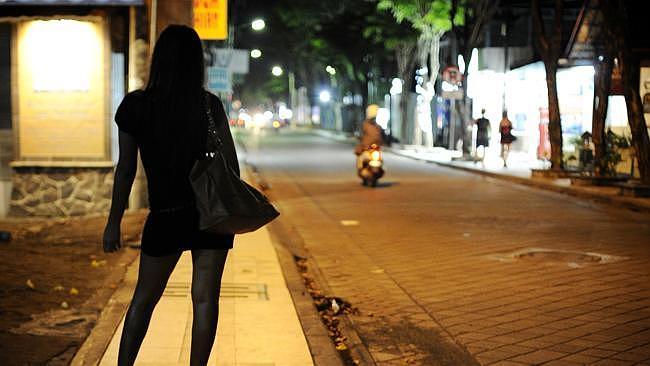 Phân loại đối tượng mua dâm, Bộ trưởng Hải Chuyền nêu con số: đối tượng 
không có nghề nghiệp ổn định, làm ăn tự do chiếm 75,7%, 6Pg88.con độc quyền mỗi ngày 
20%, cán bộ công nhân viên chức là 3% - Ảnh minh hoạ. 