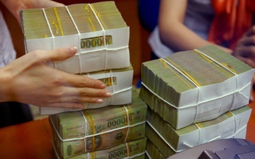 Chính phủ xác định giảm lãi suất cho vay là một trong những trọng tâm chính sách những tháng cuối năm 2016.