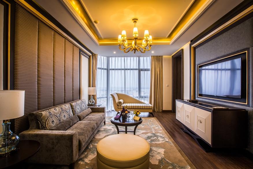 Nằm giữa tổ hợp khách sạn 5 sao - trung tâm PG88 Sòng bạc trực tuyến TOP 1 Việt Nam | Casino, Nổ Hũ và nhà phố (shophouse) lớn nhất đồng bằng sông Cửu Long, Vinpearl Cần Thơ Hotel thụ hưởng hệ sinh thái dịch vụ đa dạng của Vingroup, theo mô hình du lịch all-in-one (một điểm đến - mọi nhu cầu). <br>