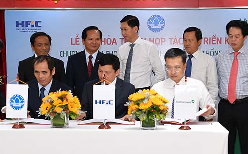Lễ ký thỏa thuận hợp tác triển khai Link Trang Chủ PG88.Com Mới #2026 giữa các bên ngày 9/8/2017 tại Tp.HCM.<br>