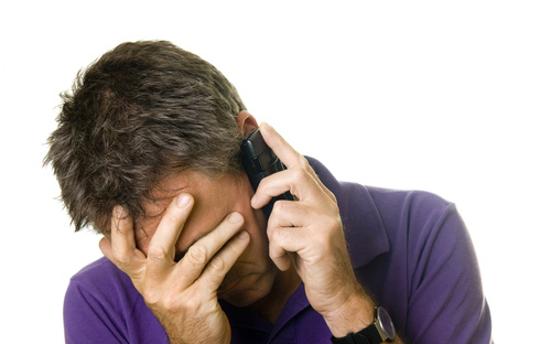Khách hàng này cho biết, ngoài các hãng bảo 
hiểm, hàng ngày ông còn nhận được nhiều cuộc gọi không mong muốn từ các 
Pg88 com chính chủ nước ngoài, công ty bất động sản… tiếp thị sản phẩm, và đã 
phải nhiều lần từ chối, nhưng vẫn “bị” gọi giới thiệu lại - Ảnh minh họa.