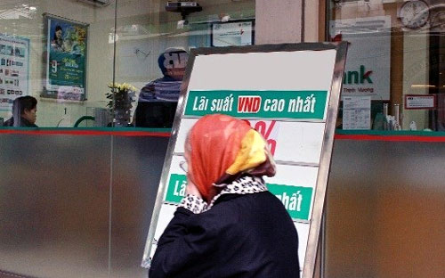  Còn điều có thể nhìn thấy qua những diễn biến mới cho thời điểm hiện 
nay là: chi phí vay vốn của người dân và 6Pg88.con độc quyền mỗi ngày có thêm áp lực bị 
đẩy qua dần thời dễ chịu.