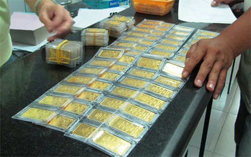 Đến chiều nay, một số 6Pg88.con độc quyền mỗi ngày vàng lớn đã mạnh dạn thu hẹp chênh 
lệch giữa giá mua và bán vàng còn 250.000 đồng/lượng, trong khi một số 
đơn vị vẫn giữ khoảng cách giá mua-bán ở ngưỡng 400.000 đồng/lượng.