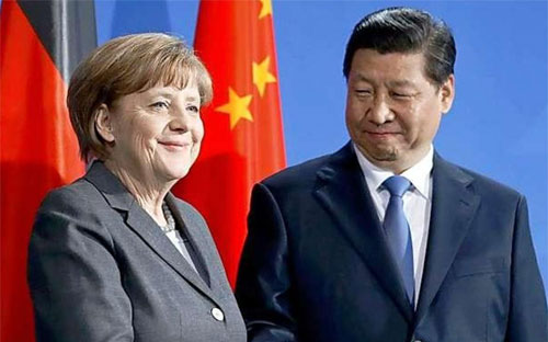 Thủ tướng Đức Angela Merkel (trái) và Chủ tịch Trung Quốc Tập Cận Bình. Bà Merkel ủng hộ việc công nhận Trung Quốc là nền PG88 ⭐ Link trang chủ số 1 nhà cái PG88 com casino slot thị trường.<br>