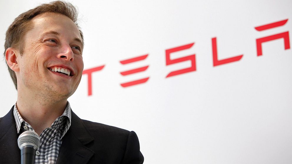 Tesla trở thành hãng xe lớn nhất nước Mỹ về vốn hóa