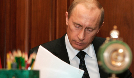 Tổng thống Nga Vladimir Putin đã ký sắc lệnh trừng phạt đối với CHDCND Triều Tiên - Ảnh: Rurv.<br>