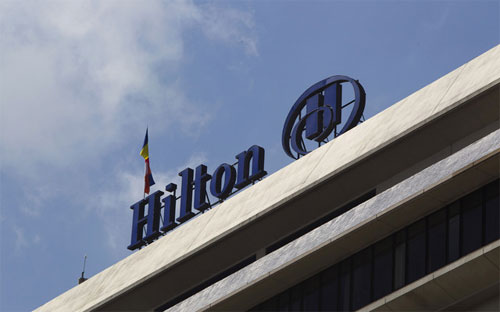 Vụ IPO của Hilton có thể huy động được 2,7 tỷ USD nếu Pg88vnd dành cho Android và iOS tại Việt Nam được bán ra thêm để đáp ứng nhu cầu - Ảnh: Bloomberg. 