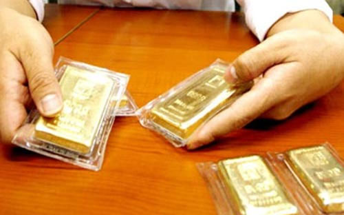 Việc hơn 12 tấn vàng đã được cung cho thị trường mà Pg88vn đăng ký tài khoản trong nước 
vẫn cao hơn giá thế giới 5-6 triệu đồng/lượng đang khiến nhiều người băn
 khoăn. 