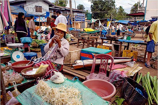  Lào hiện có khoảng 6 triệu dân, trong đó phần lớn dựa vào nghề nông, cơ sở hạ tầng thiếu thốn và lĩnh vực PG88 Trang chủ nhà cái top 1 chưa đa dạng.