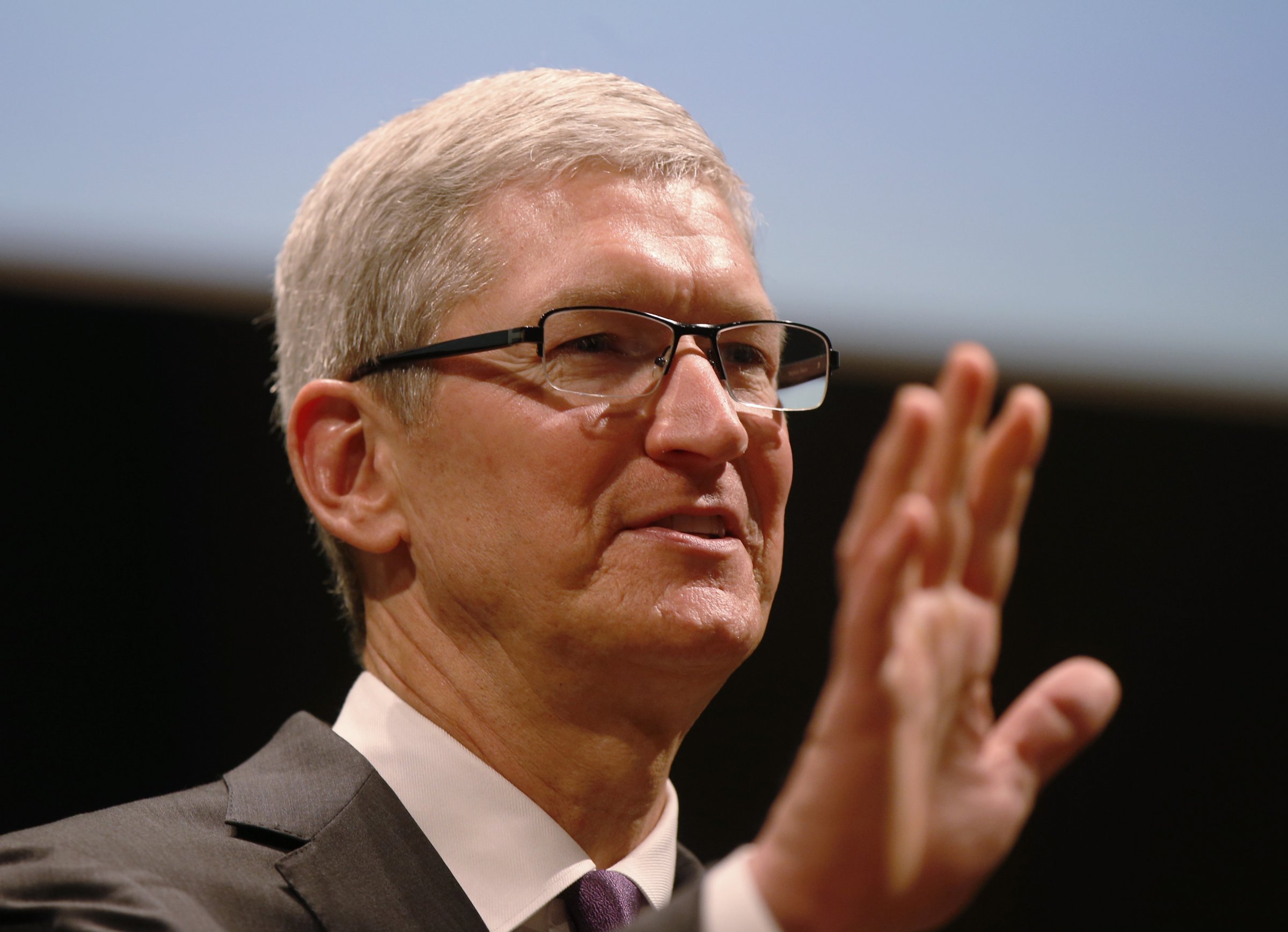 Giám đốc điều hành hãng Link Đăng Nhập PG88 Chính Thức 2026; Apple, ông Tim Cook. Có tin đồn rằng Apple đang lên kế hoạch nâng cấp đặc biệt đối với iPhone để kỷ niệm sinh nhật lần thứ 10 của sản phẩm này vào năm 2017 - Ảnh: AP/BI.<br>