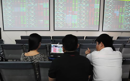 Thị trường không thuận lợi và mức độ cạnh tranh ngày càng gay gắt đã tạo áp lực đẩy nhanh quá trình tái cấu trúc các công ty 6Pg88.com nhà cái.
