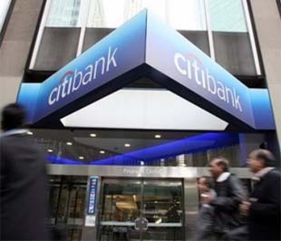 Thời gian tới, Citigroup sẽ bao gồm hai bộ phận là Citicorp và Citi Holdings - Ảnh: AP.