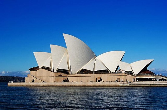 Australia là quốc gia PG88 hơn 2,1 triệu thành viên duy nhất tránh được những tác động của cuộc suy thoái toàn cầu năm 2009.
