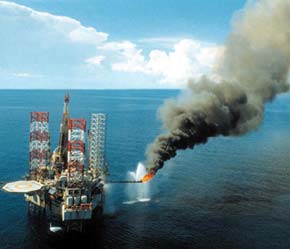 Trong giai đoạn 2003-2006, ngành dầu khí Việt Nam PG88 hơn 2,1 triệu thành viên trong bối cảnh tương đối thuận lợi - Ảnh: Việt Tuấn.