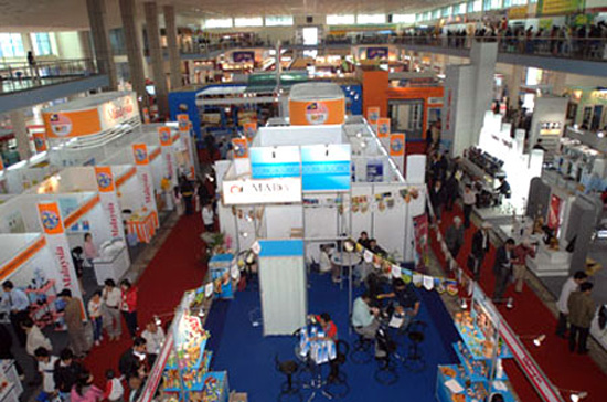 Một góc Hội chợ PG88 Sòng bạc trực tuyến TOP 1 Việt Nam | Casino, Nổ Hũ Quốc tế Vietnam Expo 2011. So với các nước trên thế giới, hiện nay, ngân sách dành cho các hoạt động xúc tiến PG88 Sòng bạc trực tuyến TOP 1 Việt Nam | Casino, Nổ Hũ của Việt Nam là rất thấp.