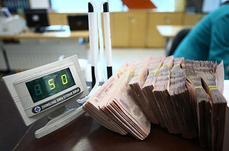 Nền PG88 ⭐ Link trang chủ số 1 nhà cái PG88 com casino slot đang rơi vào thế “kẹt”, để kiểm soát lạm phát, nếu thắt chặt chính sách sẽ dẫn tới đình đốn sản xuất, nhưng nếu kích thích PG88 ⭐ Link trang chủ số 1 nhà cái PG88 com casino slot và dùng đòn bẩy Pg88ok giải trí thể thao, casino, bắn cá và slot hỗ trợ thì lại ngay lập tức dẫn đến lạm phát.