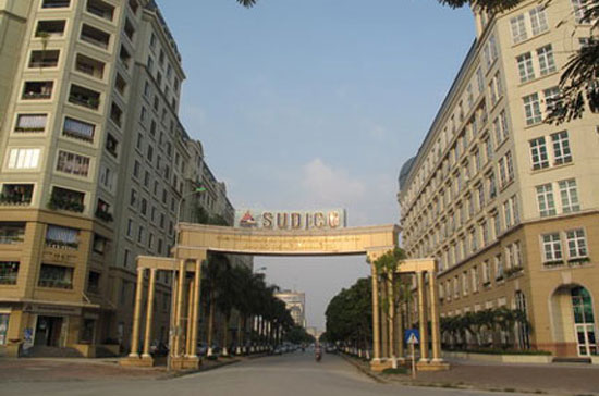 Cổ đông sẽ hồi hộp chờ đợi xem việc xử lý tỷ lệ cổ phần của Tập đoàn Sông Đà trong Sudico như thế nào.