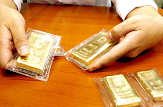 Đã mấy tháng nay, chỉ có SJC được nhập vàng nguyên liệu, và đến nay, các 6Pg88.con độc quyền mỗi ngày không phải SJC lại nhận được yêu cầu ngừng gia công vàng miếng.