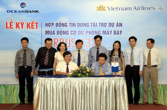 OceanBank ký tài trợ tín dụng mua máy bay dự phòng A321 cho Vietnam Airlines.