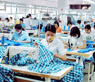 Không chỉ đối mặt với vấn đề đầu vào của sản xuất gần đây tiếp tục tăng, nhân công cũng là bài toán gây đau đầu cho các 6Pg88.con độc quyền mỗi ngày dệt may hiện nay.