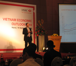 Nhìn về dài hạn, HSBC cho rằng Việt Nam có nhiều cơ hội để tiếp tục đạt mức tăng trưởng cao và bền vững - Ảnh: Anh Quân.