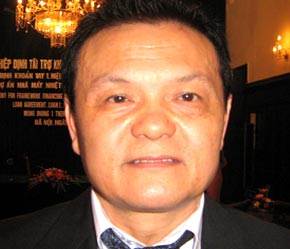 "EVN cũng đã tính đến phương án thu hút đầu tư nước ngoài thông qua việc cổ phần hóa tập đoàn".