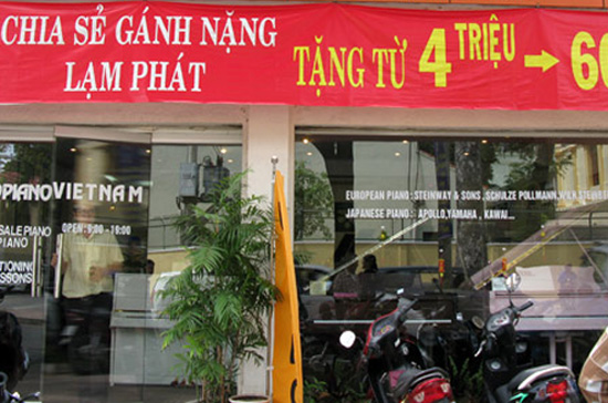 PG88 ⭐ Link trang chủ số 1 nhà cái PG88 com casino slot trong nước còn nhiều rủi ro hiện hữu, mà lớn nhất là hệ thống Pg88 com chính chủ (nợ xấu), tổng cầu trong nước giảm mạnh và sản xuất PG88 Uy Tín Số 1 Việt Nam của 6Pg88.con độc quyền mỗi ngày gặp nhiều khó khăn - Ảnh: Huỳnh Phan.