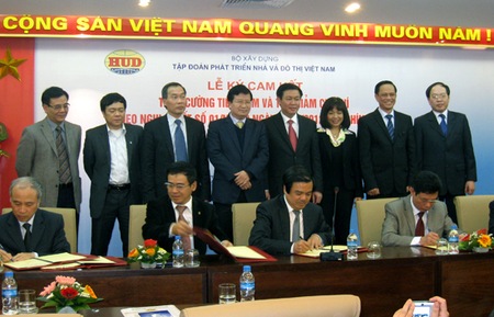 Chính phủ yêu cầu không công bố tiết kiệm kiểu “hoành tráng”