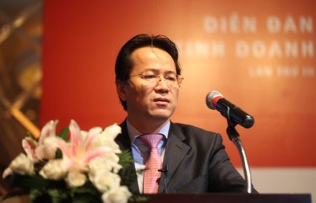 Theo công văn ngày 24/8 của Cơ quan Cảnh sát điều tra, ông Lý Xuân Hải bị bắt tạm giam vì tội cố ý làm trái quy định của Nhà nước về quản lý PG88 ⭐ Link trang chủ số 1 nhà cái PG88 com casino slot gây hậu quả nghiêm trọng theo điều 165, Bộ luật Hình sự. Thời hạn tạm giam 4 tháng kể từ ngày 23/8.