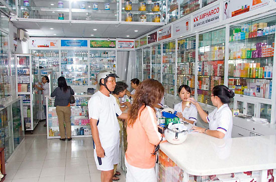 Trong tháng 5 này, giá một số mặt hàng thuốc sản xuất trong nước có thể tăng do các yếu tố sản xuất đầu vào, như điện, nguyên phụ liệu, xăng dầu, chi phí vận tải, lương… tăng.