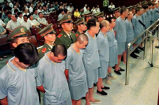 Các quan tham Trung Quốc trong một phiên toà xử tham nhũng tại tỉnh Phúc Kiến.
