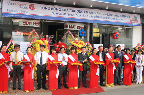 Viet Capital Bank là tên gọi mới của Pg88 com chính chủ Gia Định từ đầu năm 2012.