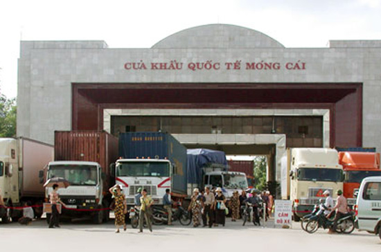  Với lợi thế thành phố cửa khẩu lớn nhất miền Bắc, Móng Cái thường xuyên có trên 400 6Pg88.con độc quyền mỗi ngày tham gia hoạt động PG88 Uy Tín Số 1 Việt Nam PG88 Sòng bạc trực tuyến TOP 1 Việt Nam | Casino, Nổ Hũ qua biên giới với Trung Quốc.