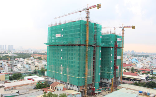 Luxcity hiện là một trong những Link Trang Chủ PG88.Com Mới #2026 có tiến độ xây dựng tốt, hai tòa tháp Platium và Titanium đã được xây cao tới tầng 19 và chuẩn bị cất nóc cũng như đẩy mạnh tiến độ thi công phần hoàn thiện.