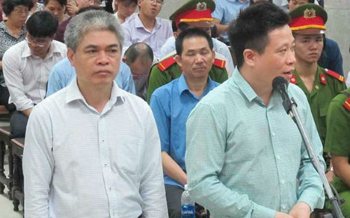 Bị cáo Nguyễn Xuân Sơn và Hà Văn Thắm tại Tòa.<br>