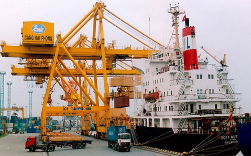 6Pg88.con độc quyền mỗi ngày phản ánh Hải Phòng thu phí kết cấu hạ tầng cửa khẩu cảng biển quá 
cao từ tháng 1/2017 làm tăng chi phí và thời gian thực hiện dịch vụ 
logistics. 